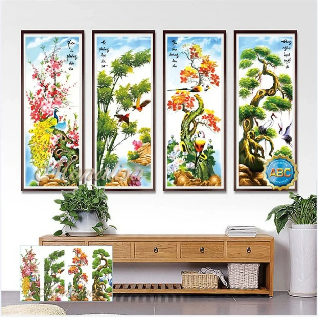Tranh Tứ Quý cây Trúc thường được xem là phù hợp với những người tuổi Tý, Sửu, Mão và Dần.