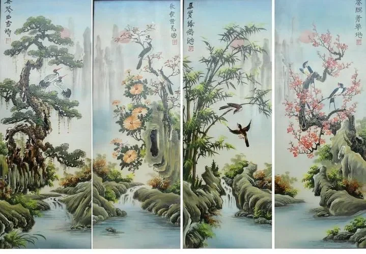 Tranh hoa Mai phù hợp với người sinh năm Nhâm Ngọ, Nhâm Tý, Quý Mùi, Quý Sửu, Canh Dần, Canh Thân, Tân Dậu, Tân Mão, Mậu Tuất, Mậu Thìn, Kỷ Hợi, Kỷ Tỵ.
