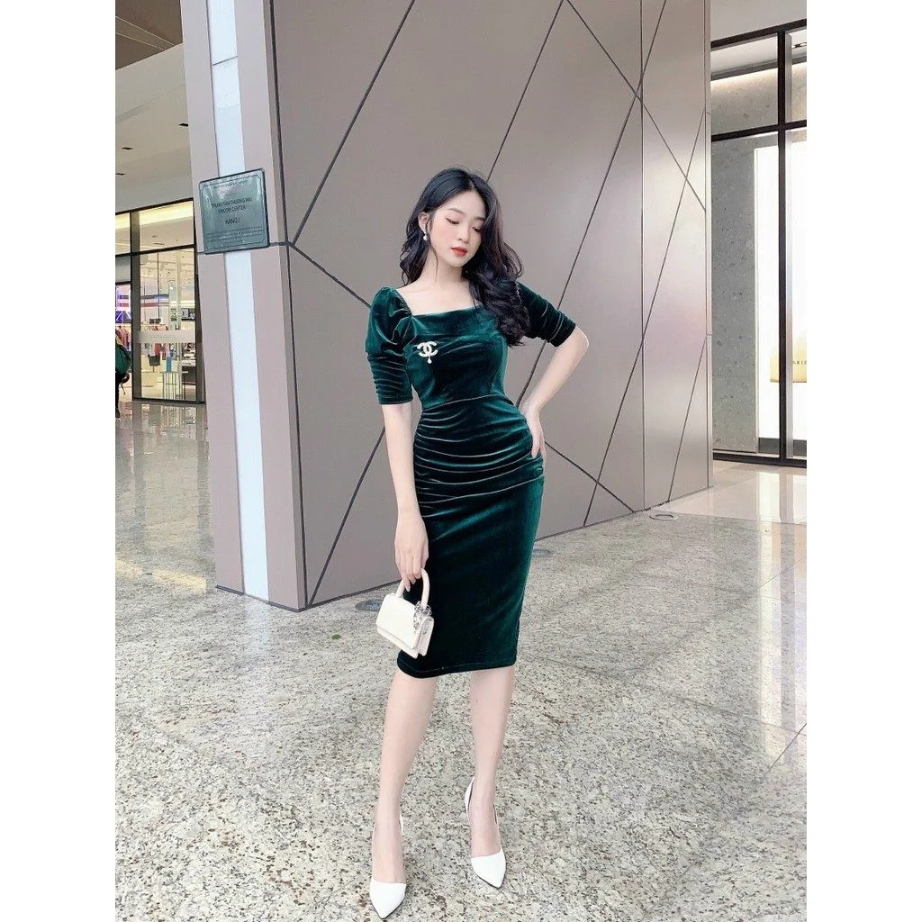 Những mẫu đầm nhung đẹp nhất hiện nay